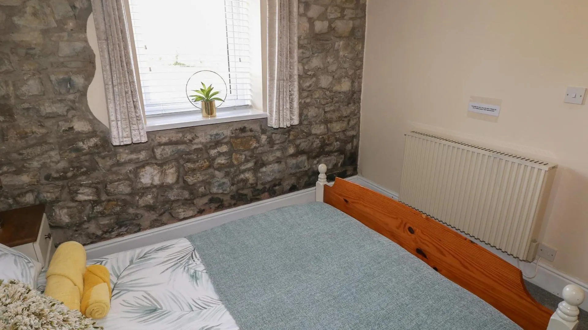 Fern Cottage Кардифф 0*,  Великобритания